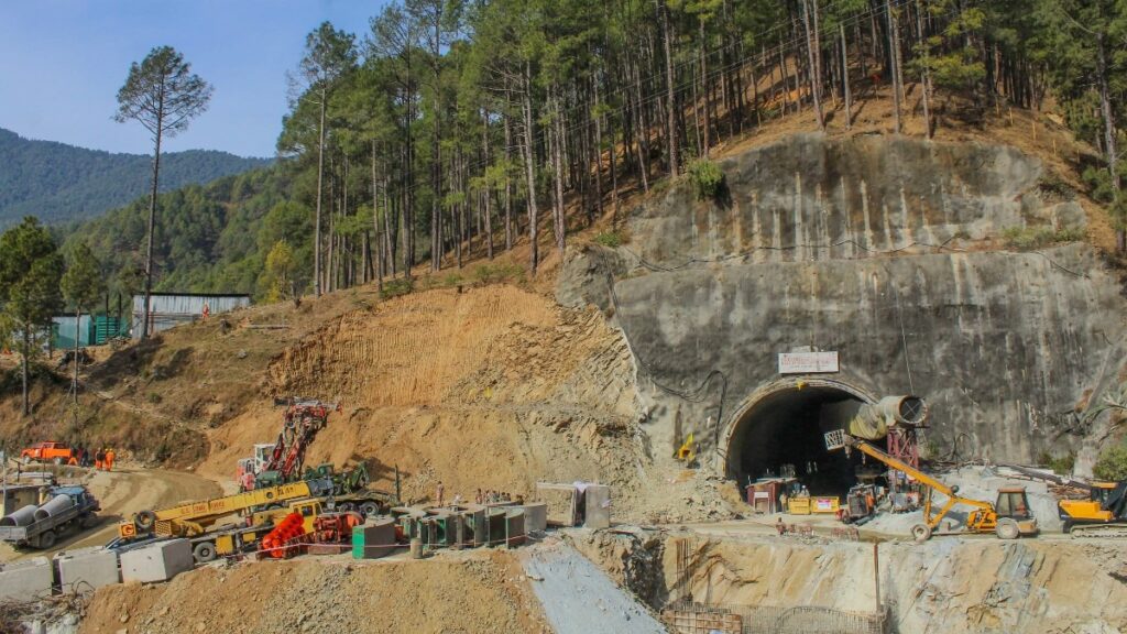 Uttarkashi Tunnel: Hindrances