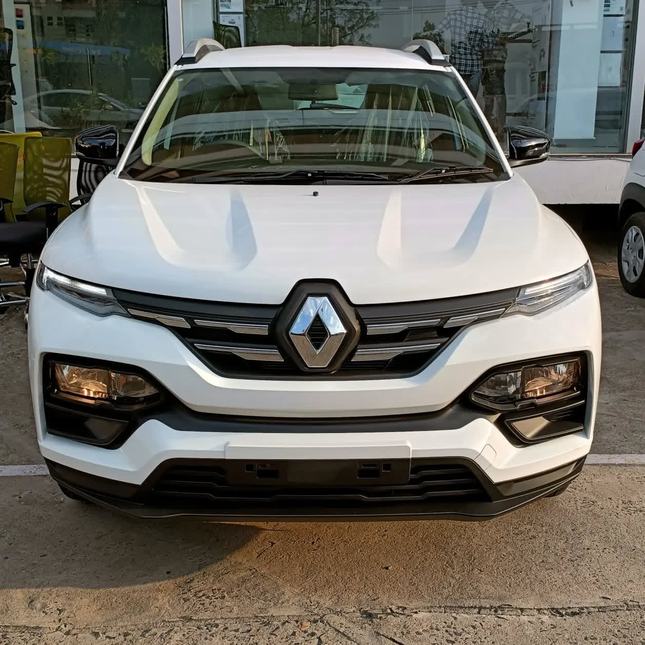 Renault kiger: मिल रही हैं टॉप फीचर्स के साथ, आपके लिए बन सकती हैं, परफेक्ट फैमिली कार।